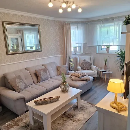 Moselburgblick * Burgen (Mayen-Koblenz)